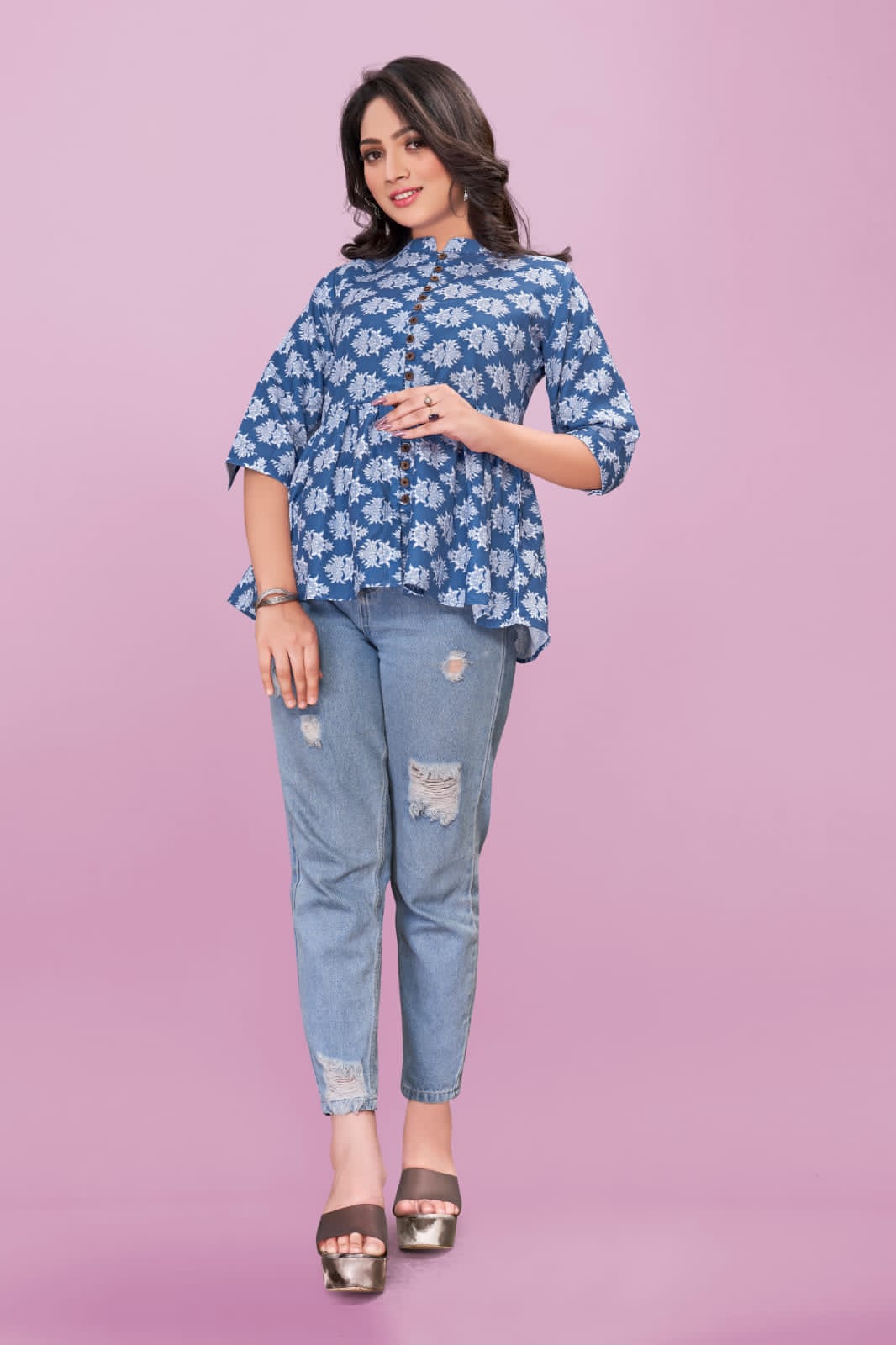 Ff 1010 Stylish Designer Wear Wholesale Ladies Top